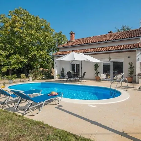 Casa Nati In Cvitani - Haus Fuer 4-5 Personen Višnjan