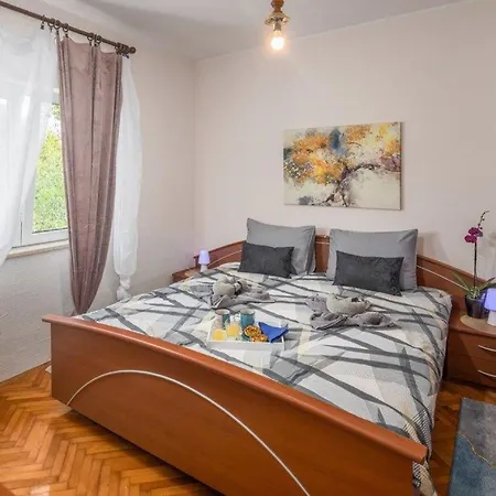 Villa Casa Nati In Cvitani - Haus Fuer 4-5 Personen